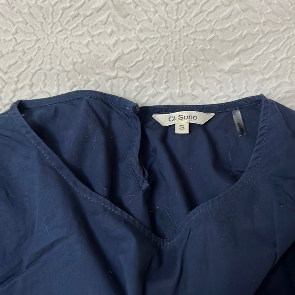 Brand - Ci Sonó , Color - Blue , Conditions - Slightly Used in great conditions